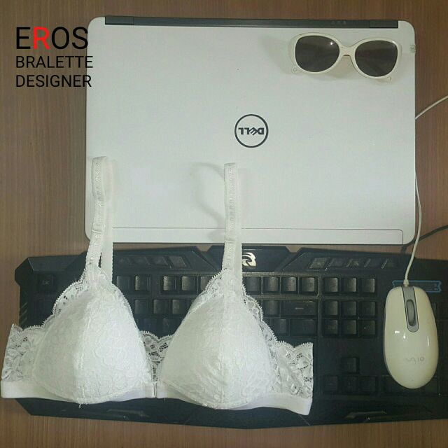Áo lót bralette trắng dễ thương