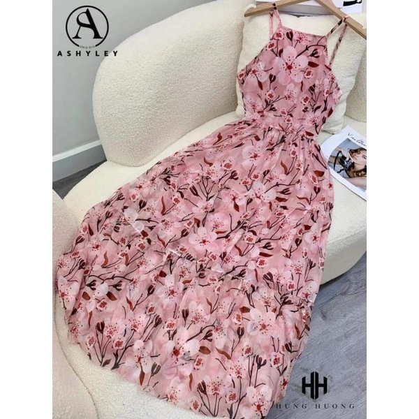 Váy thiết kế đã chọn live