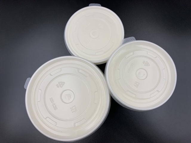 Set 100 cốc giấy nắp nhựa màu trắng đựng chè súp