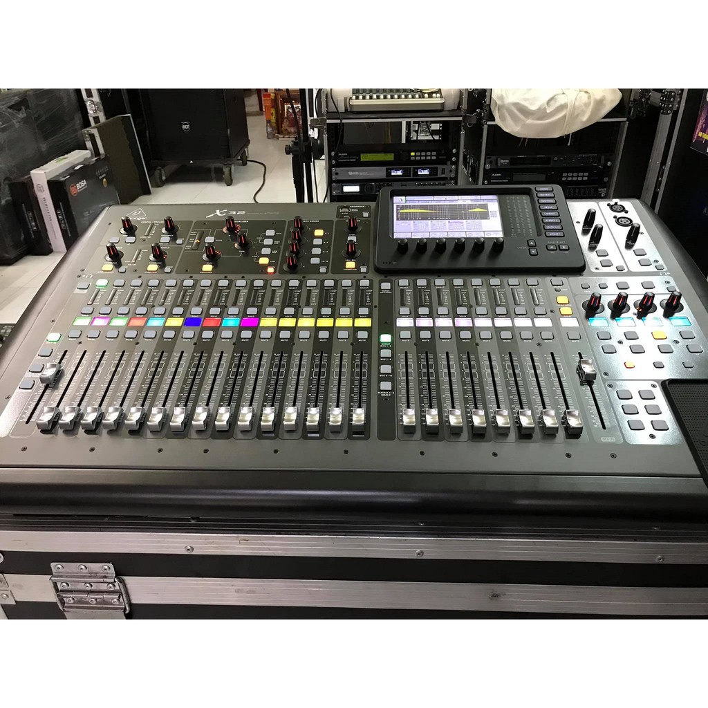 BÀN MIXER BEHRINGER X32 FULL DIGITAL 40 INPUT 25 BUS-NHẬP KHẨU CHÍNH HÃNG