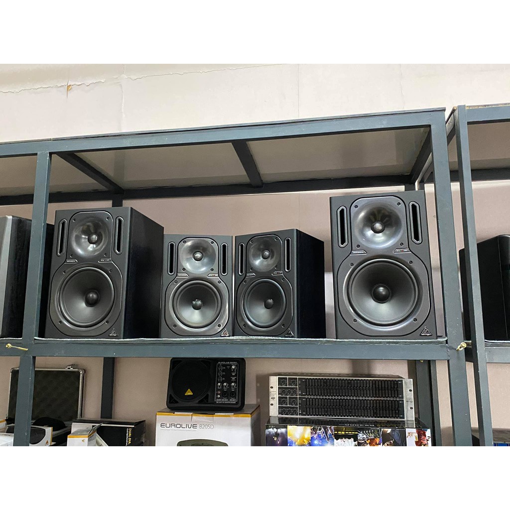 LOA KIỂM ÂM - Loa Behringer B2030A