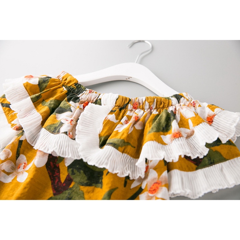 BEAR LEADER Bộ Áo Tay Ngắn Họa Tiết Hoa + Quần Ngắn Màu Trắng Thời Trang Mùa Hè Xinh Xắn Cho Bé Gái