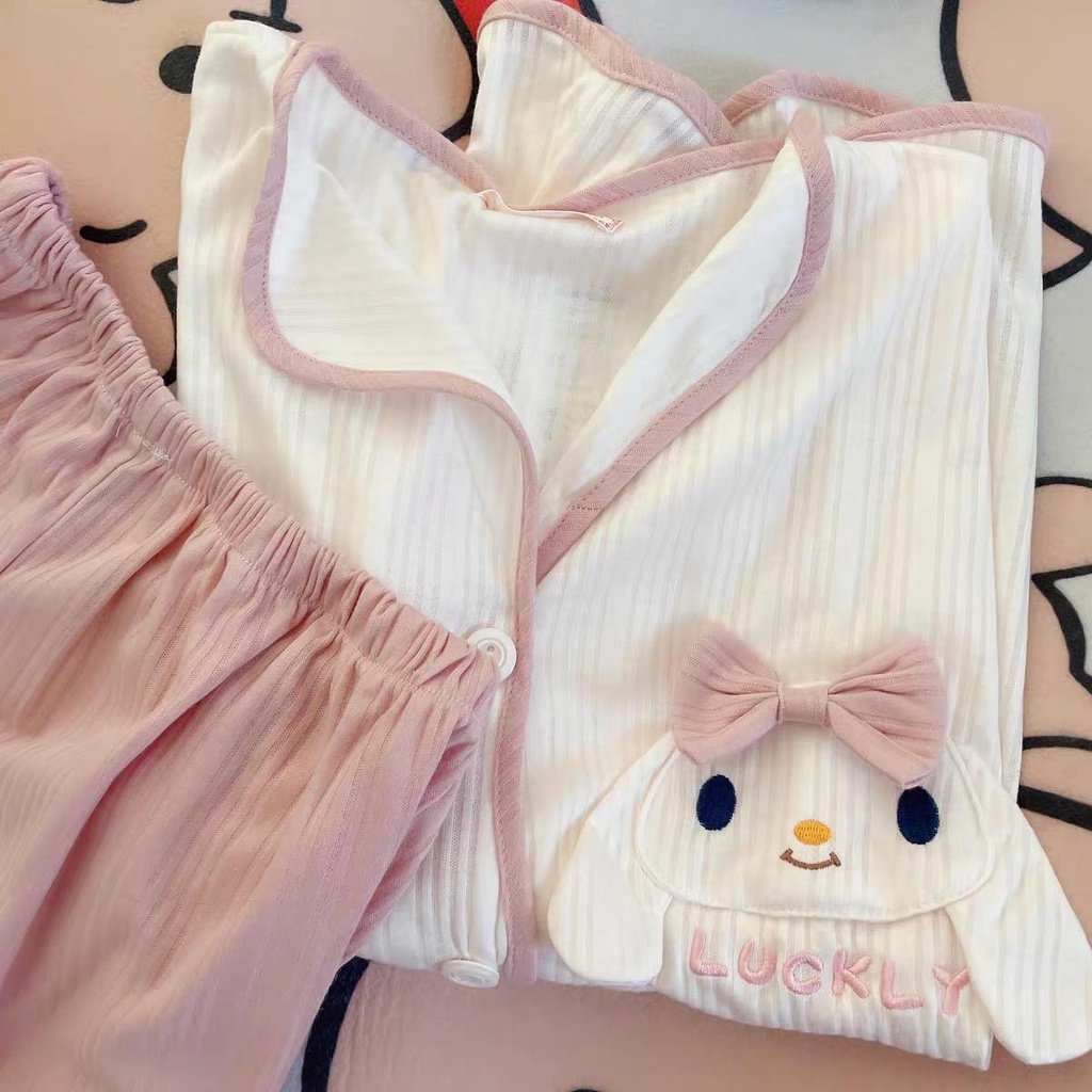 Bộ Mặc Nhà Pyjama, Bộ Ngủ Cổ Bẻ Hàng Qc Chất Liệu Cotton Nâng Cấp Co Giãn Mềm Mại DN040 Con Đỏng Đảnh