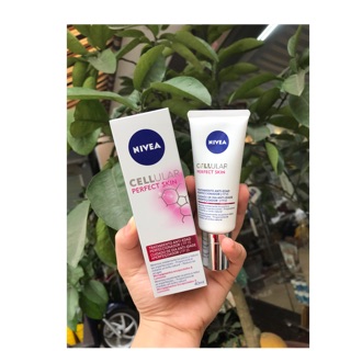 👌💕Kem dưỡng da Ban ngày Nivea Cellular Perfect Skin Strahlender Teint SPF15 C