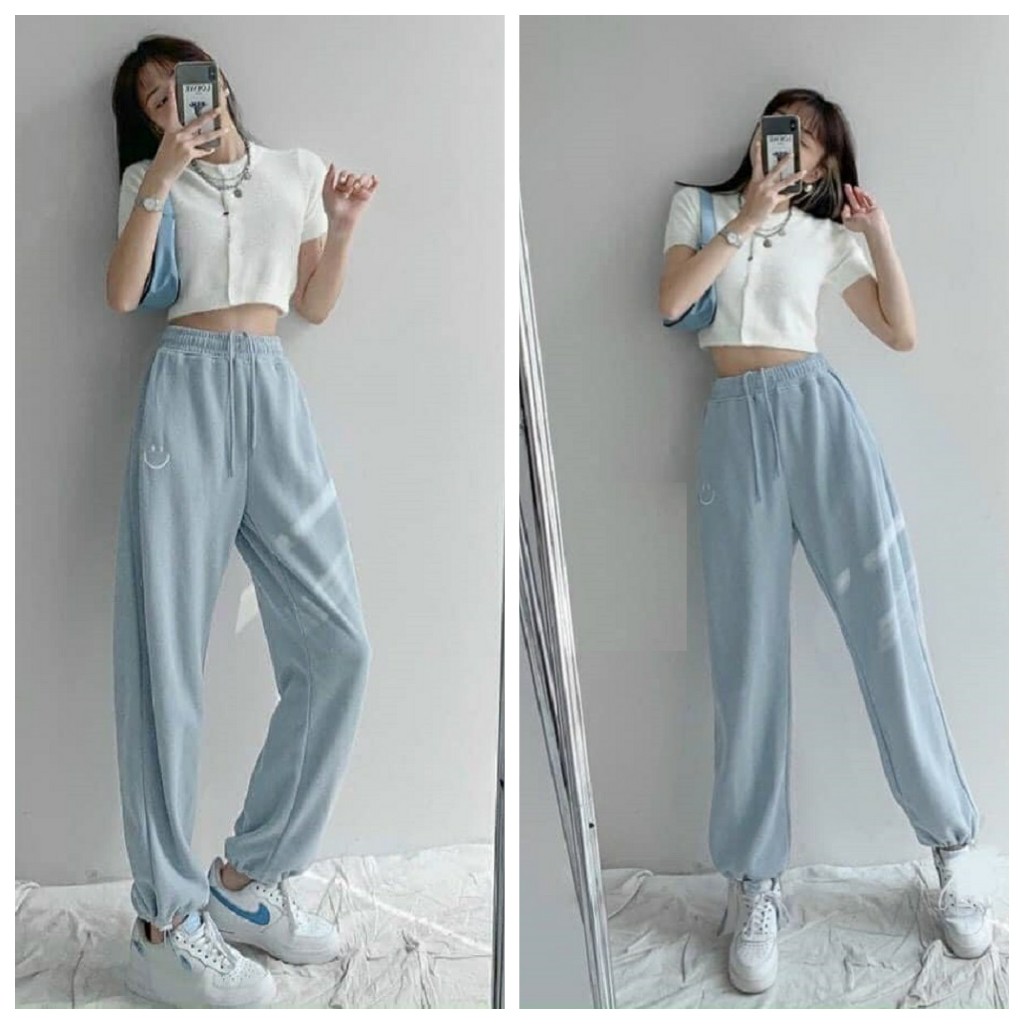 [Mã WASTDEP giảm 5K đơn bất kì] Set áo croptop cài cúc quần jogger buộc dây mặt cười - VIETSTAR