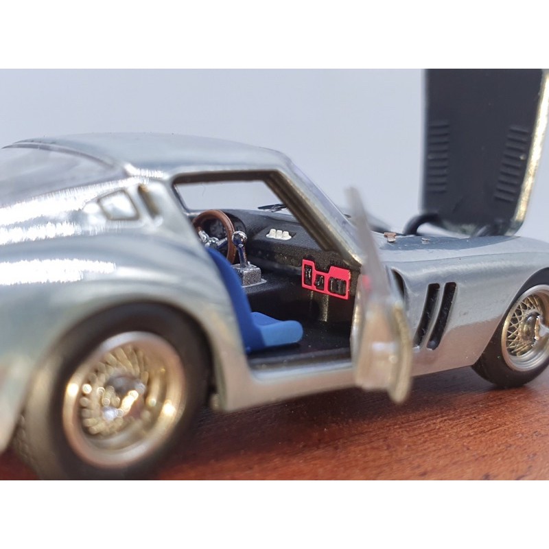 Xe Mô Hình Ferrari 250 GTO 1:64 PGM ( Crom Bản Tròn )