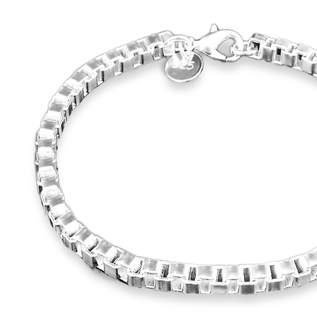 Vòng đeo tay thiết kế đơn giản thời trang dành cho nam và nữ