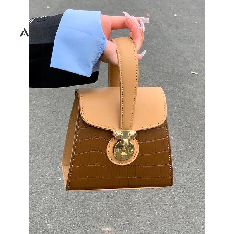 Túi hộp nhỏ AHA official đeo vai họa tiết da cá sấu phong cách đường phố mới dễ phối đồ dành cho nữ