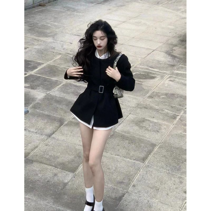 Áo Khoác Vest Tay Dài Dáng Rộng Màu Đen Phong Cách Retro Thời Trang Mùa Thu 2022 Cao Cấp Dành Cho Bạn Nữ