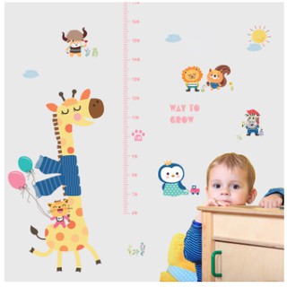 Decal dán tường thước đo chiều cao hươu cao cổ vàng cho bé
