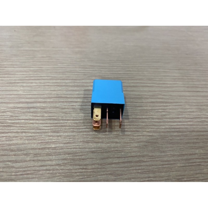Relay 5 chân số lượng 1 cái