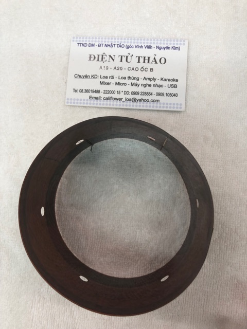 Col 100 phít
