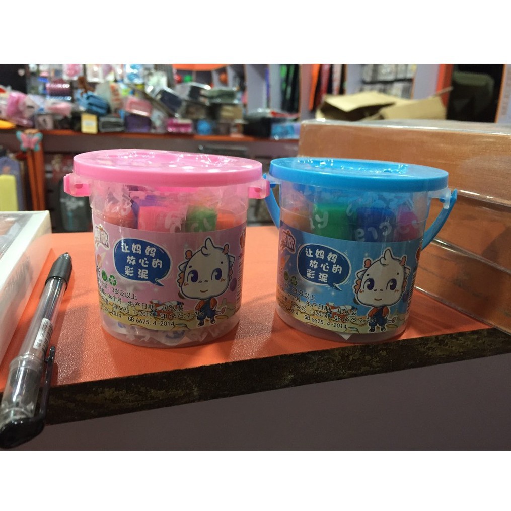 đất nặn 12 màu
