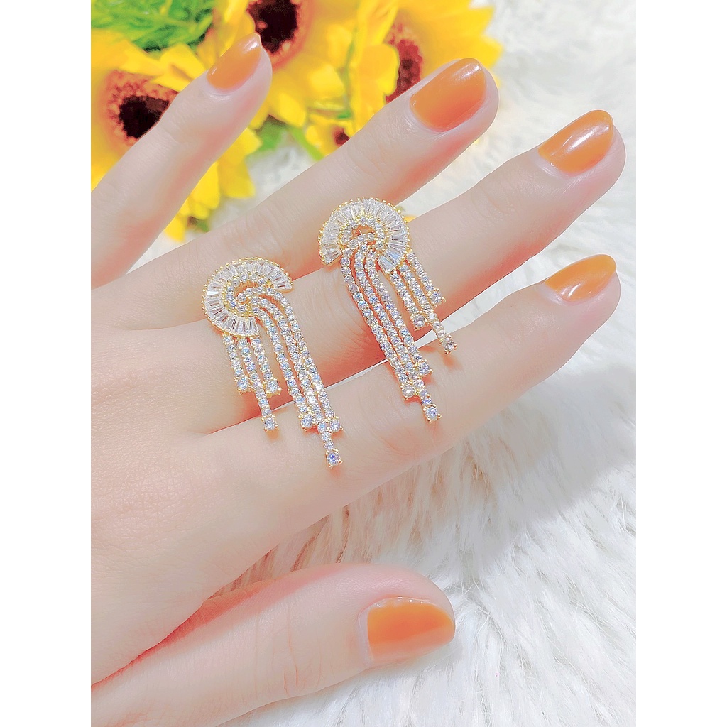 Bông tai nữ UHA mạ vàng 18K , đính kim cương nhân tạo B1141171A-200