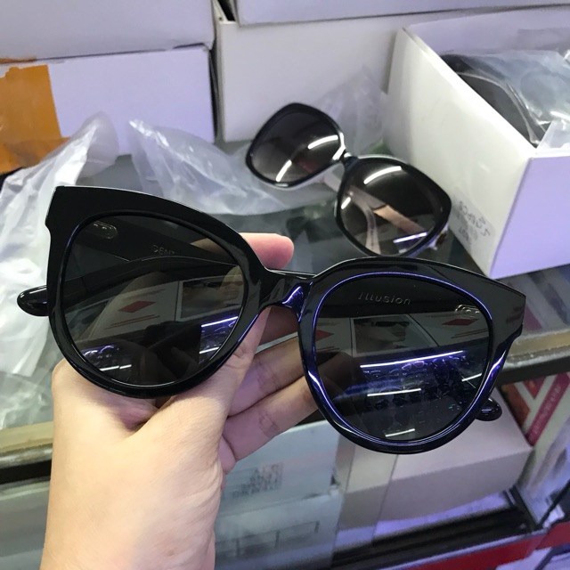 Kính gent siêu cấp,hàng xịn,còn 1 cây thanh lý nốt nha,dáng nữ mang ,phom trung phù hợp rất nhiều gương mặt nha, chỉ đen