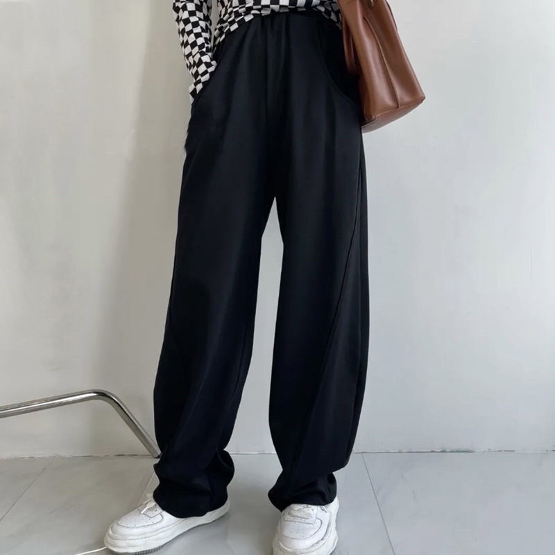 Quần jogger form rộng