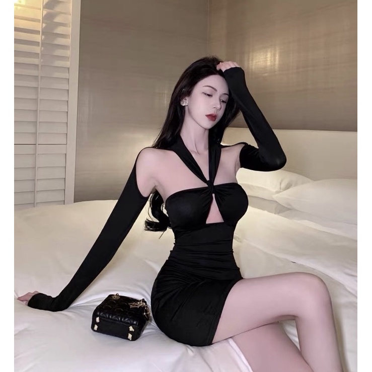 Đầm body hở lưng Ulzzang