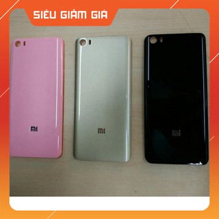 Nắp lưng Xiaomi mi5.