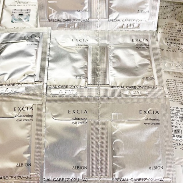 Dưỡng trắng và chữa trị lão hoá.