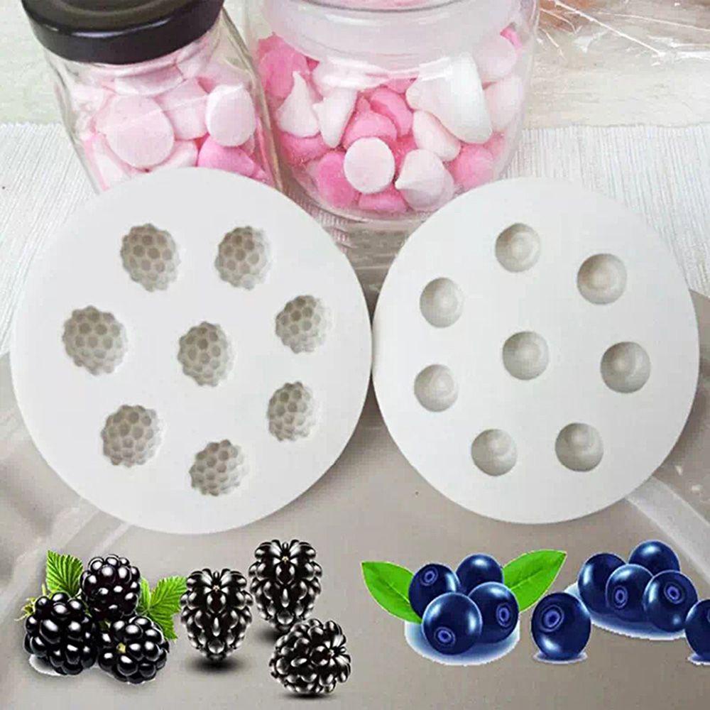 Khuôn Làm Bánh Silicone Hình Quả Việt Quất 1
