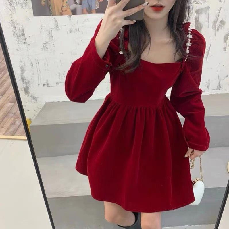 Váy nhung đỏ VAYO Đầm xòe cổ vuông tay phồng dài nữ đẹp thời trang dễ thương mặc đi chơi noel tết dự tiệc