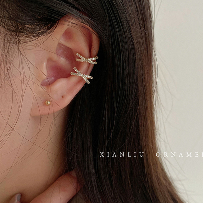 1 Khuyên Kẹp Vành Tai Mạ Vàng 14k Đính Đá Zircon Đơn Giản Thời Trang