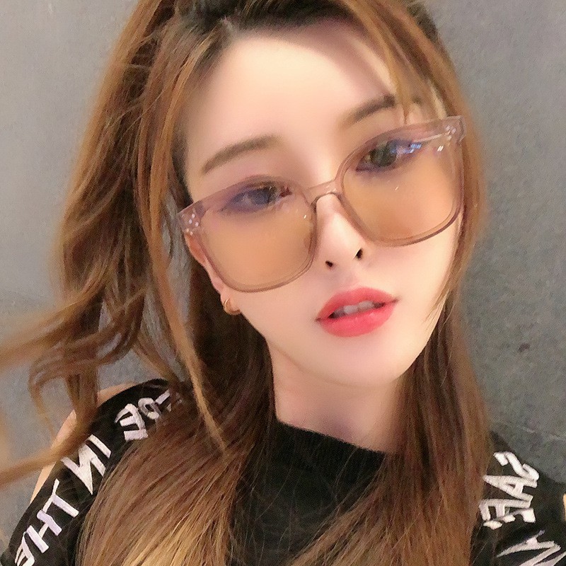 Kính mát mắt mèo chống tia cực tím phong cách Hàn Quốc thời trang