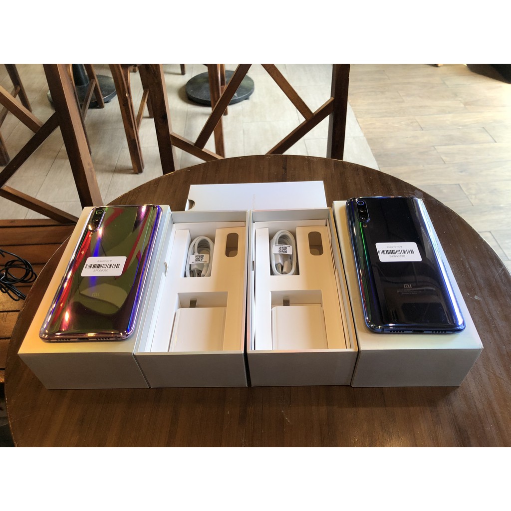 Điện thoại xiaomi mi 9 nguyên hộp ram 6gb bộ nhớ 128gb cấu hình khủng | BigBuy360 - bigbuy360.vn