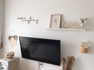 Chữ gỗ dán nổi Family is everything ( nhận làm theo yêu cầu )