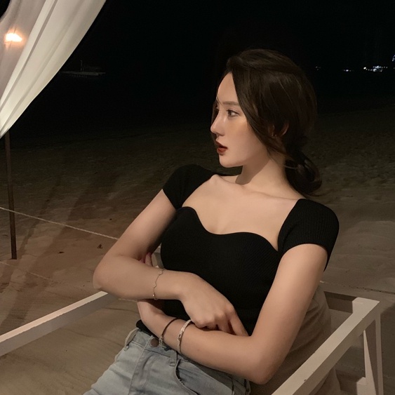 Áo dệt kim ngắn tay cổ vuông thiết kế quyến rũ cho nữ