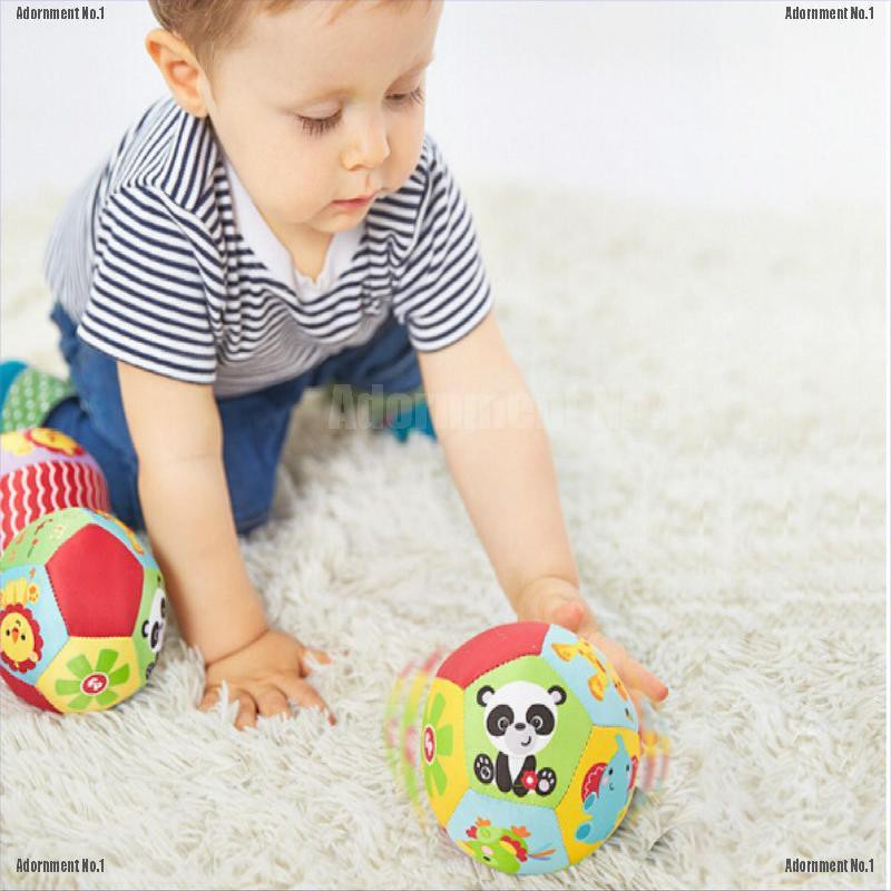 Quả bóng đồ chơi bằng vải nhiều màu sắc thời trang có chuông giúp em bé học cảm nhận âm thanh