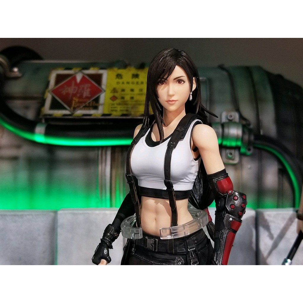 Mô hình figure Tifa Lockhart - Final Fantasy 7 FF7 - Play Arts Kai