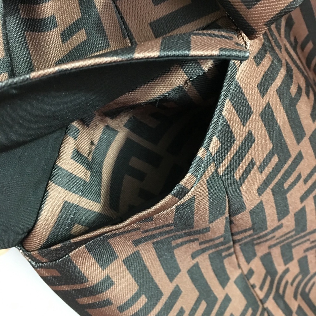 Áo khoác trench coat nữ thời trang cao cấp Fendi FD x Versace họa tiết Oblique