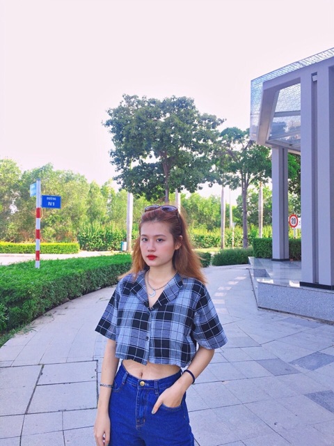 Áo sơmi croptop kẻ caro