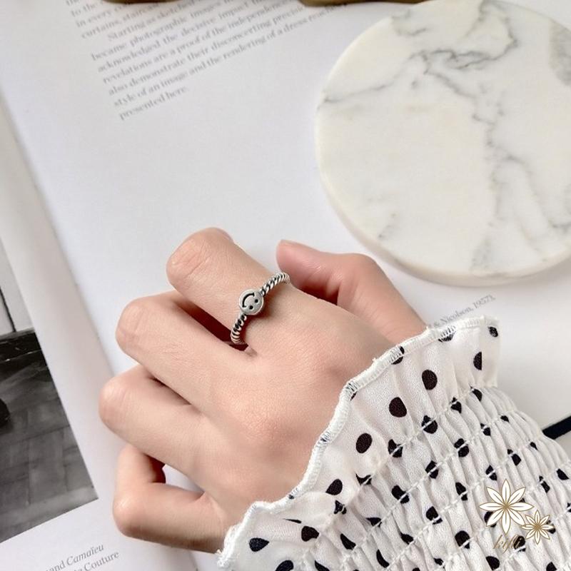 Set 2 Nhẫn Hình Mặt Cười Có Thể Điều Chỉnh Kích Cỡ Thời Trang Cho Nữ