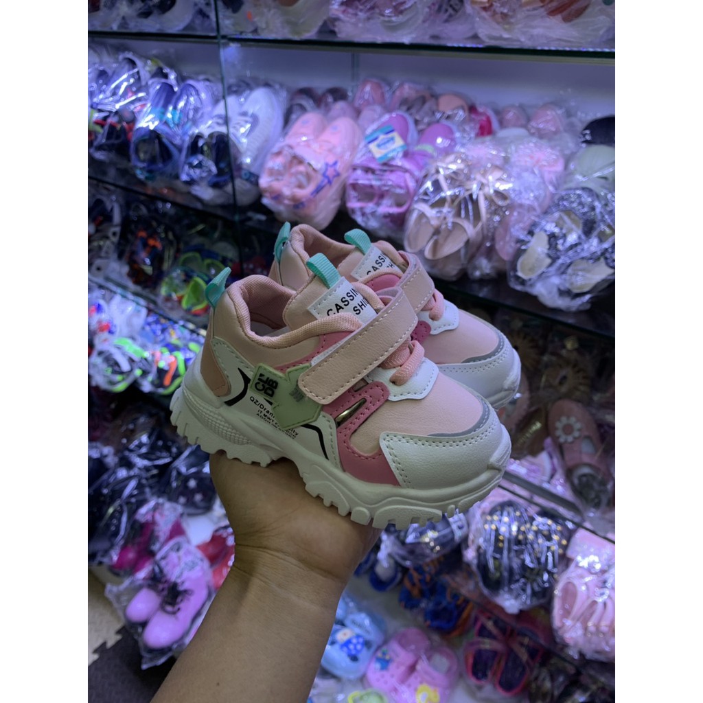 Giày thể thao cho bé gái 1 - 5 tuổi đế mềm quai dán thời trang phong cách Hàn Quốc GE84