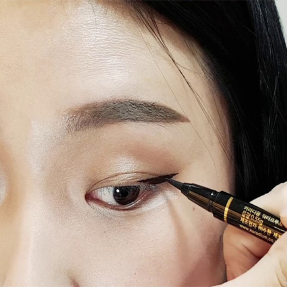 Kẻ mắt dạ siêu mảnh Karadium Waterproof Brush Liner Black chống nước | BigBuy360 - bigbuy360.vn