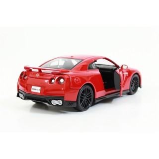 Mô hình xe Nissan GT-R 2017 1:24 Bburago