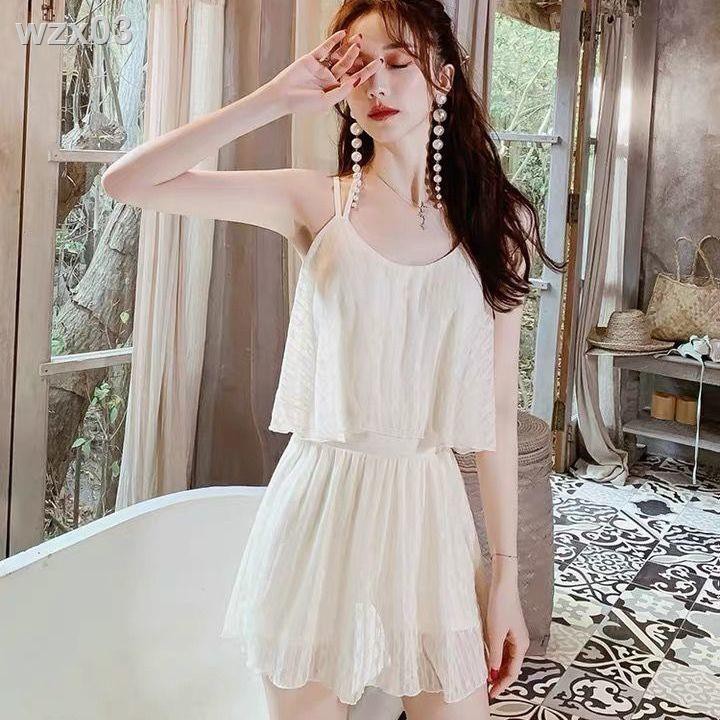 Áo tắm nữ 2021 mới nóng xuân đông che bụng mỏng cánh quạt cổ tích đính ren thời trang bùng nổ | BigBuy360 - bigbuy360.vn