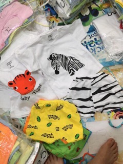 Set 2 bộ coton cho bé trai bé gái (hình ngẫu nhiên)