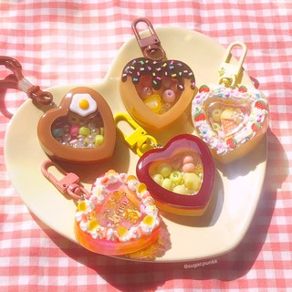 MÓC KHOÁ HEARTSHAKER // HEARTSHAKER KEYCHAIN