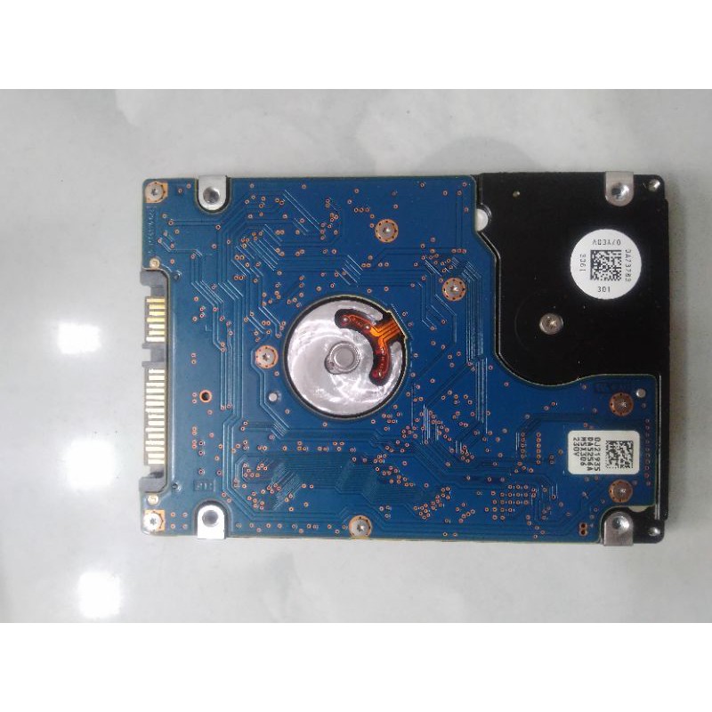 Ổ cứng laptop cũ HGST 500gb.