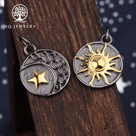 Charm bạc tròn hình mặt trời, mặt trăng treo - NQ Jewelry