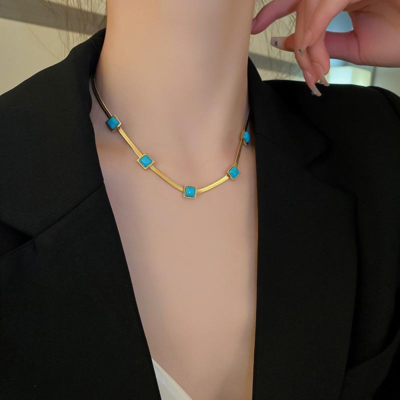 Dây Chuyền Thép Titan Mặt Vuông Phong Cách Bohemian Thời Trang Cho Nữ