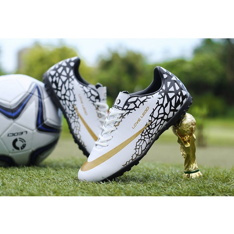 Giày Đá Bóng Chống Gãy Móng Thoáng Khí Dành Cho Nam Và Nữ