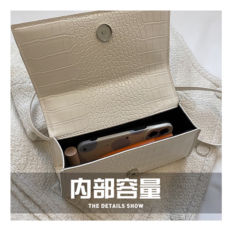 Túi Xách Đeo Vai Giả Da Cá Sấu Phối Dây Xích Thời Trang Nữ Sành Điệu