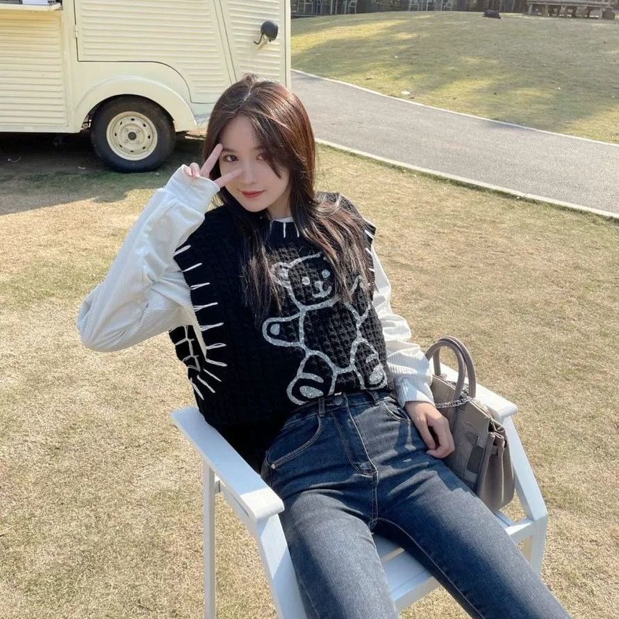 Áo Gi-Lê Len Cổ Tròn Dáng Rộng Thiết Kế Trẻ Trung Hợp Thời Trang