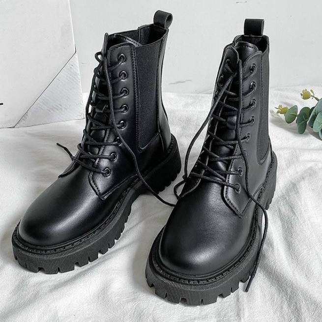 Bốt nữ chiến binh cao cổ kiểu dáng hot trend dễ phối đồ cho học sinh