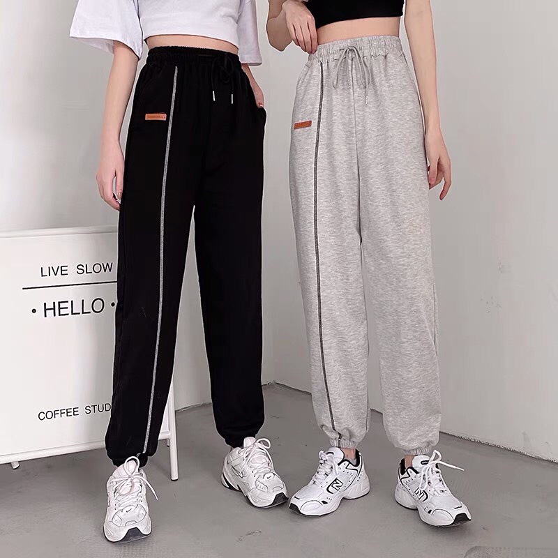 Quần jogger nỉ nữ dáng dài kẻ sọc thêu logo 3 màu