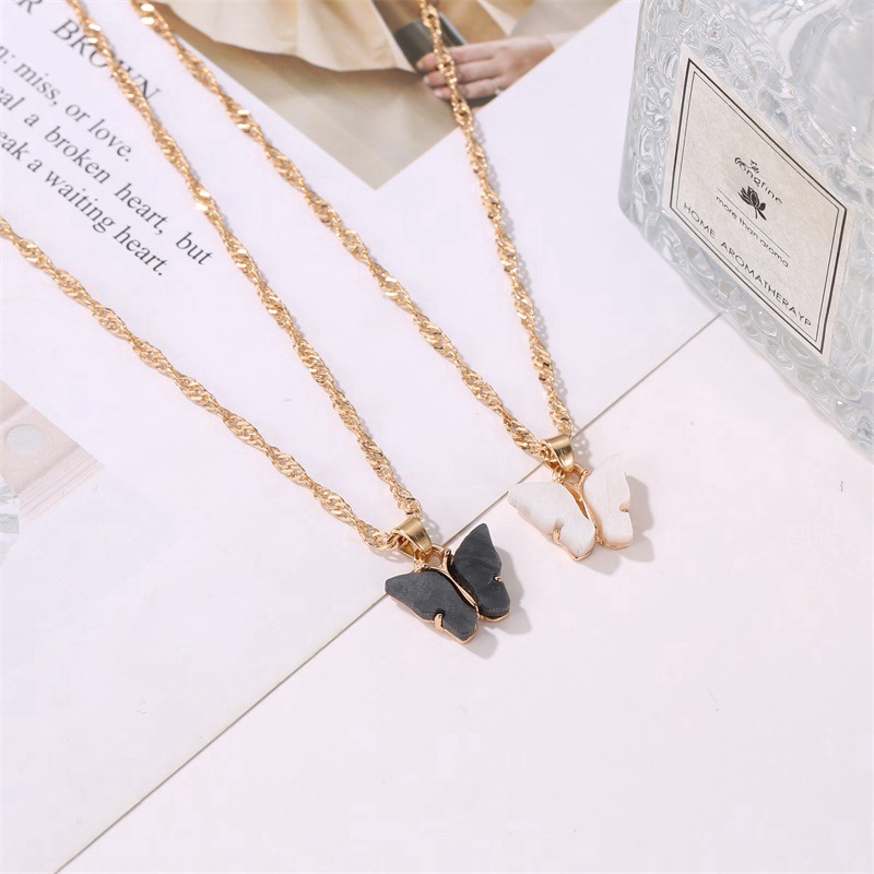 Dây Chuyền Hợp Kim Hình Bướm Xinh Xắn